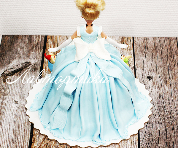торт с куклой для девочки