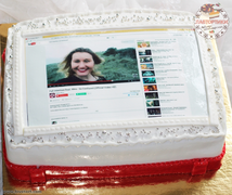 Торт YouTube