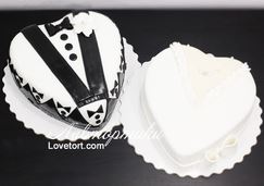 два свадебных торта