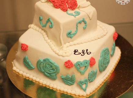 Торт цветочный двухъярусный