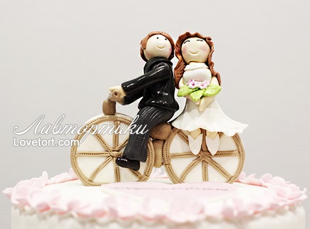 заказать свадебный торт с женихом и невестой